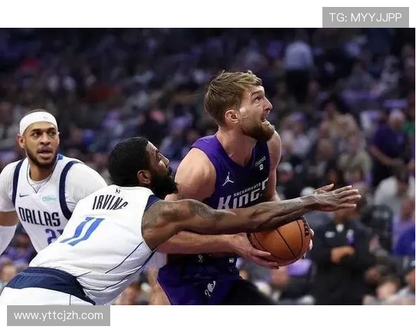 马伦谈与邓弗里斯默契配合：长期共训让我们在场上心领神会