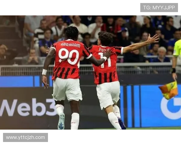 AC米兰战比萨首发公布魔笛携莱奥领衔替补席仅七人阵容紧凑