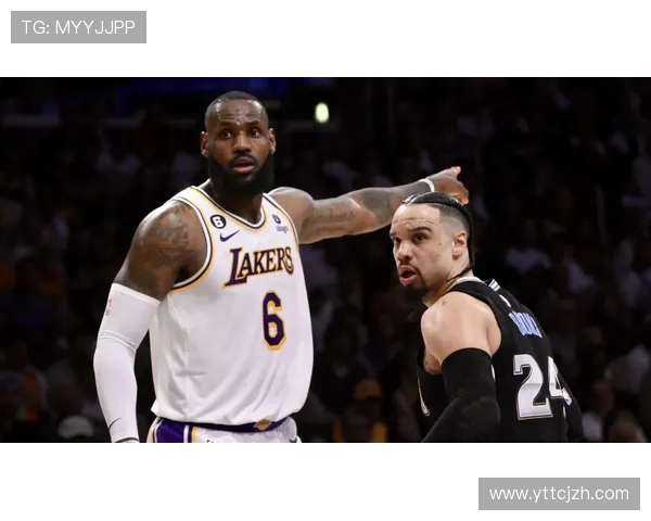 铁林:快船雄鹿76人骑士新赛季面临夺冠压力不达目标将进入重建阶段 铁林:快船雄鹿76人骑士新赛季面临夺冠压力不达目标将进入重建阶段